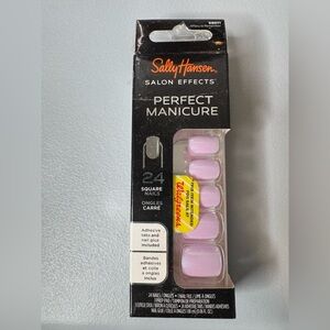 Sally Hansen Perfect Manicure Nail Kit 24 square nails affairy to remember